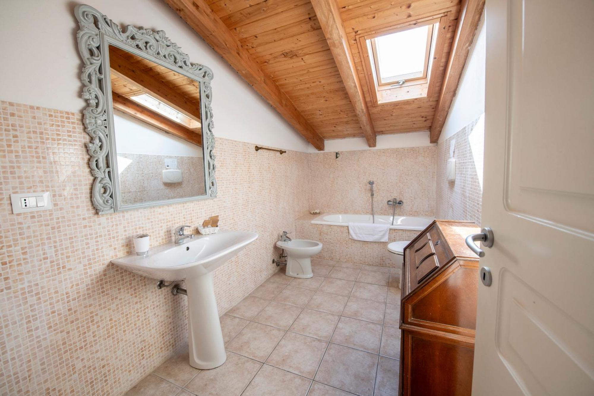 211 - Appartamento Acacia, Terrazza Giardino E Piscina Carro Extérieur photo